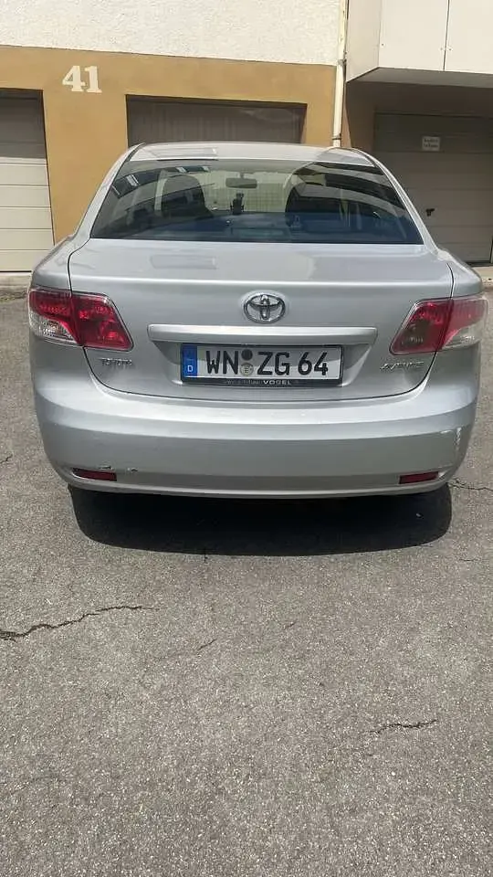 Gebraucht Toyota Avensis Sol 147 PS (108 kW) 2009 Limousine