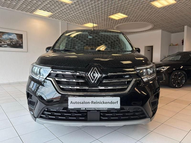 Gebraucht Renault Kangoo Equilibre 131 PS (96 kW) 2025 Sternenschwarz Van / Kleinbus