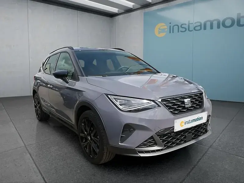 Gebraucht Seat Arona FR 116 PS (85 kW) 2025 Grau SUV