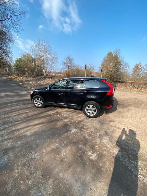 Gebraucht Volvo XC60 214 PS (157 kW) 2012 Schwarz SUV