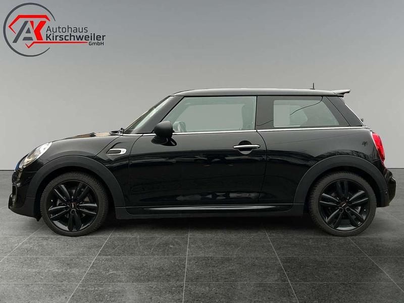 Second-hand Mini ONE 102 CP (75 kW) 2018 Negru Hatchback