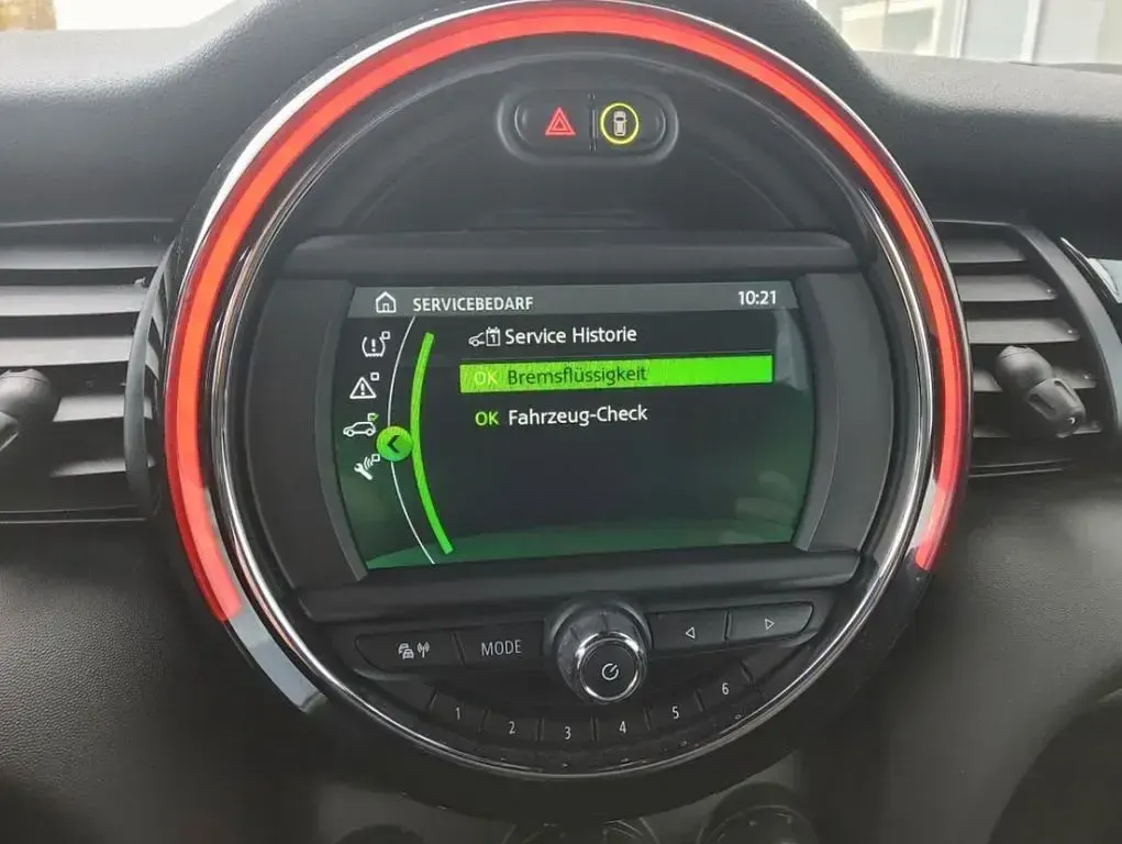 Gebraucht Mini Cooper SE 135 kW (184 PS) 2020 Weiß Kleinwagen