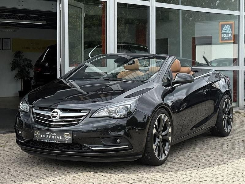 Schwarz Gebraucht 2016 Opel Cascada Innovation Cabrio | 14.700 € (Fairer Preis) - Bild 1/4