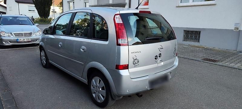 Gebraucht Opel Meriva 125 PS (91 kW) 2003 Silber Van / Kleinbus