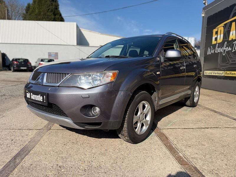 Gebraucht Mitsubishi Outlander 170 PS (125 kW) 2008 Grau SUV