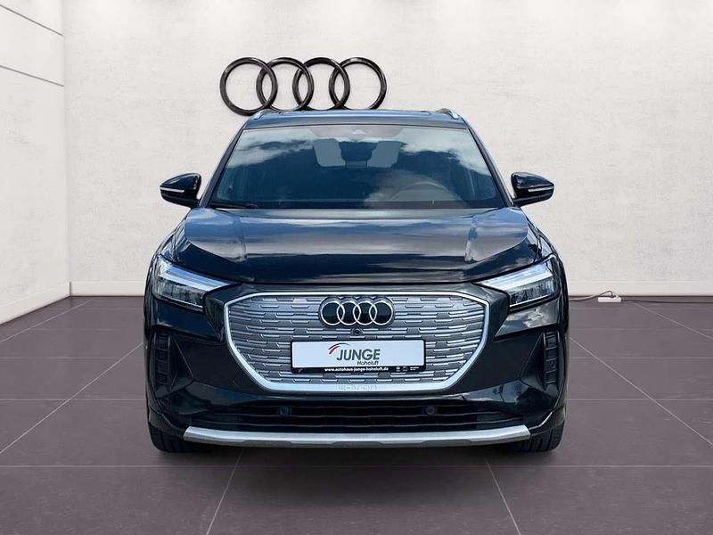 Gebraucht Audi Q4 e-tron Advanced 150 kW (204 PS) 2023 Mythosschwarz metallic SUV