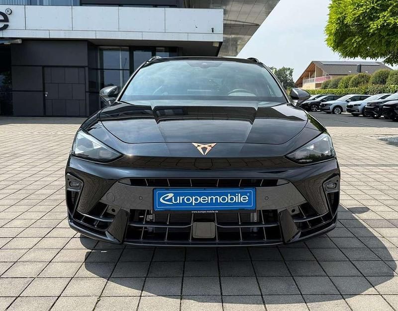 Neu Cupra Leon VZ 333 PS (244 kW) 2026 Midnight schwarz metallic Kombi