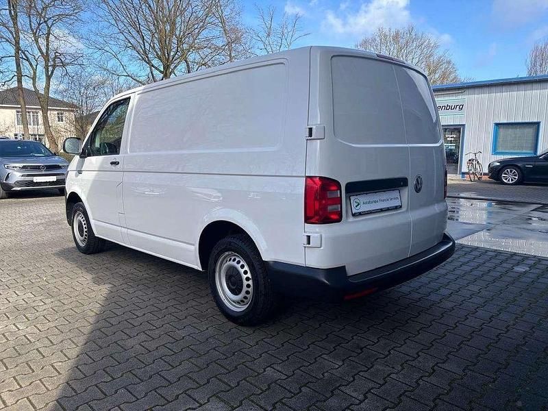 Gebraucht VW Transporter 84 PS (61 kW) 2018 Candyweiß Van
