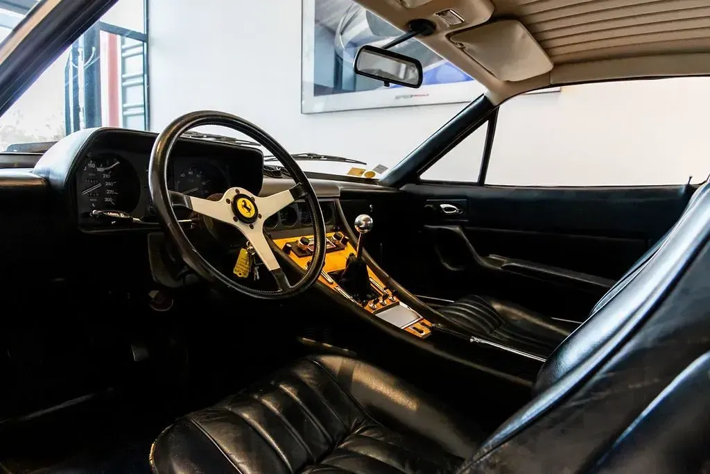 Second-hand Ferrari 365 340 CP (250 kW) 1972 Argintiu