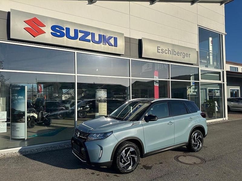 Neu Suzuki Vitara Comfort+ 116 PS (85 kW) 2025 Ice grayish blue met... SUV