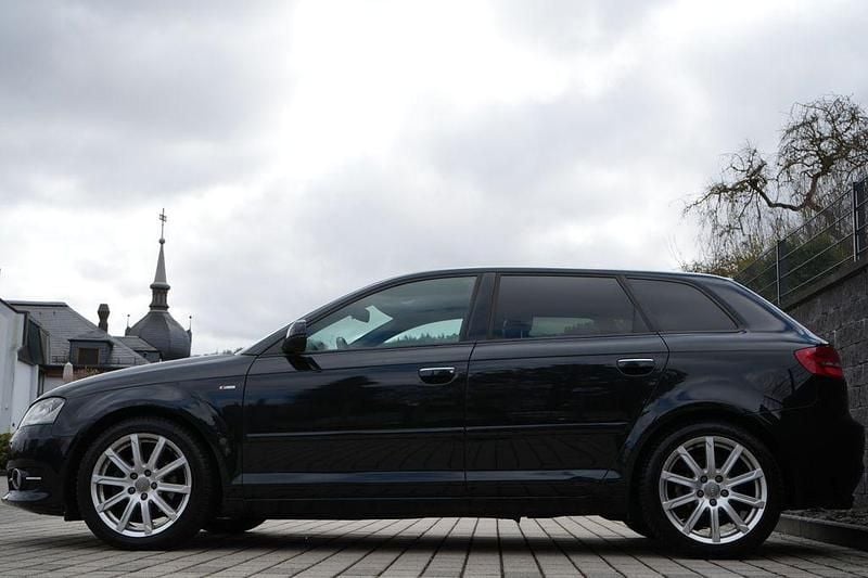 Gebraucht Audi A3 S-line plus 160 PS (117 kW) 2010 Schwarz Kleinwagen