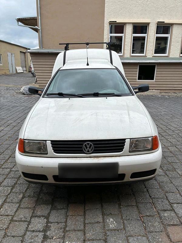 Gebraucht VW Caddy 60 PS (44 kW) 2003 Weiß Van / Kleinbus