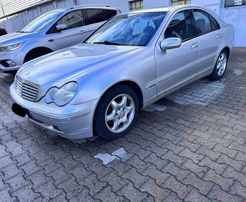 Gebraucht Mercedes C320 Elegance 218 PS (160 kW) 2001 Silber Limousine