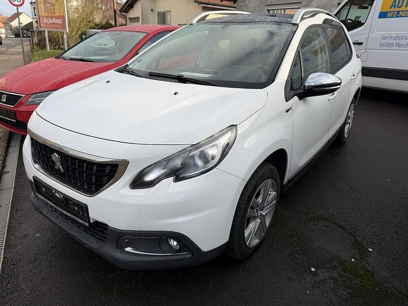 Weiß Gebraucht 2017 Peugeot 2008 Style SUV | 8.849 € (Fairer Preis) - Bild 1/4