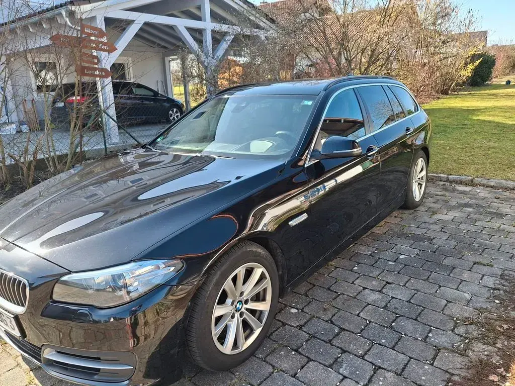 Gebraucht BMW 530 258 PS (189 kW) 2016 Schwarz Kombi