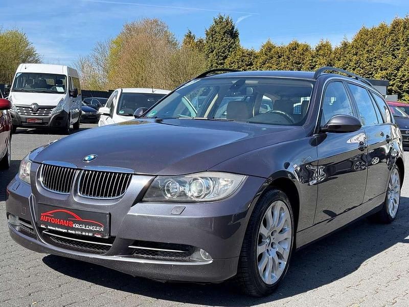 Second-hand BMW 330 231 CP (169 kW) 2006 Sparkling graphite metallic Break