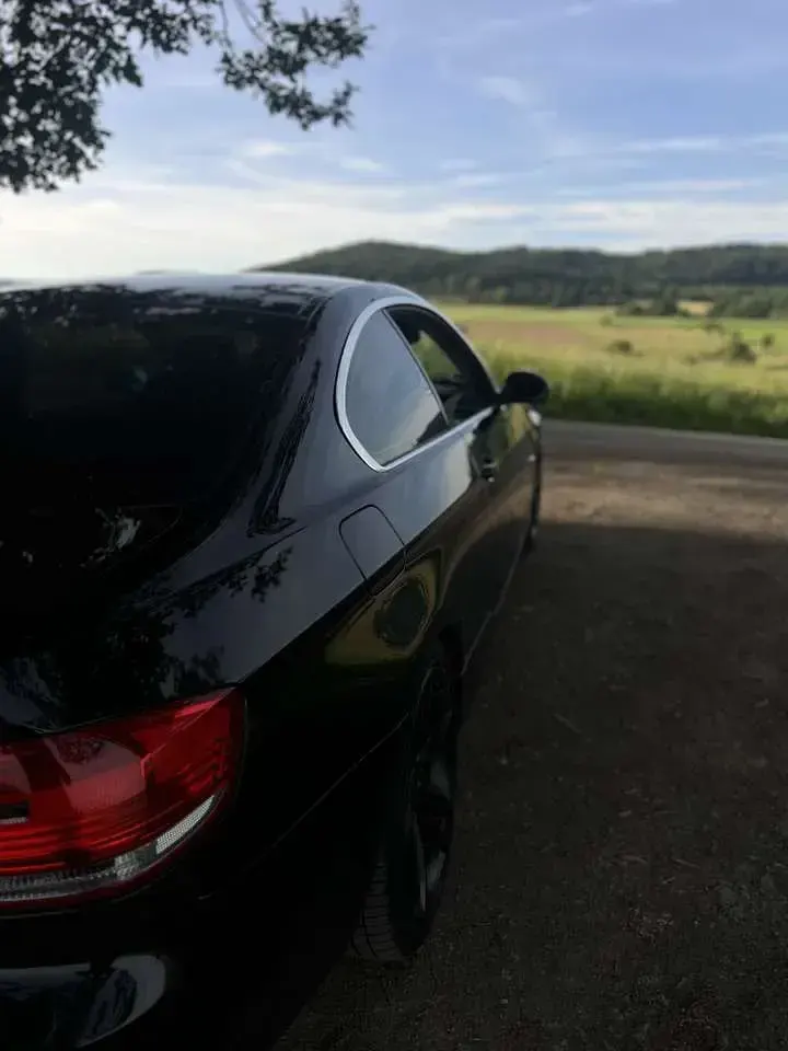 Gebraucht BMW 325 218 PS (160 kW) 2009 Coupé