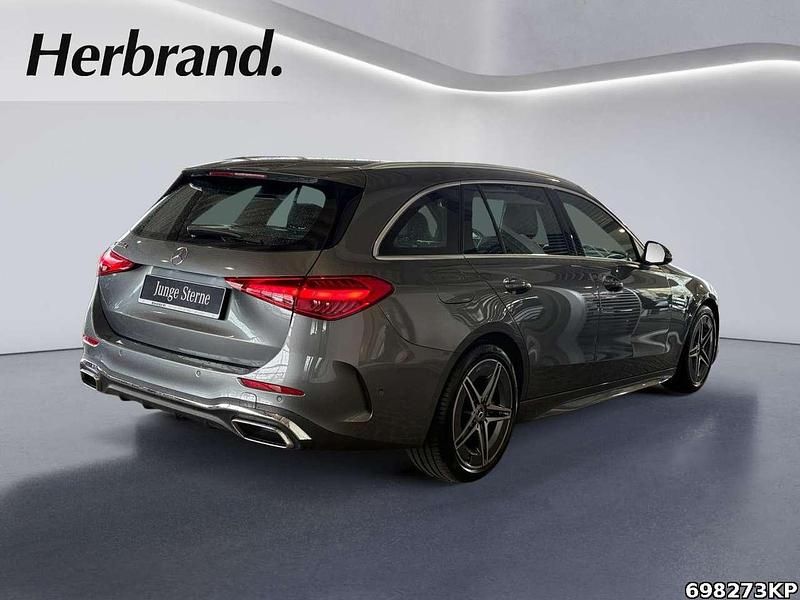 Gebraucht Mercedes C300 AMG 265 PS (194 kW) 2025 Metalliclack selenitgrau Kombi