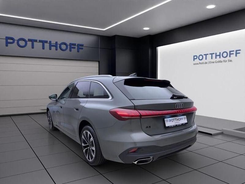 Gebraucht Audi A5 Comfort 150 PS (110 kW) 2025 Chronosgrau metallic Coupé