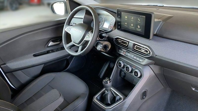 Gebraucht Dacia Sandero Expression 91 PS (66 kW) 2024 Weiß Kleinwagen