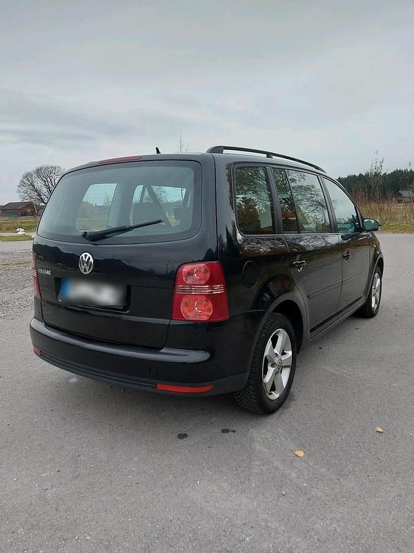 Gebraucht VW Touran 150 PS (110 kW) 2008 Schwarz Van / Kleinbus