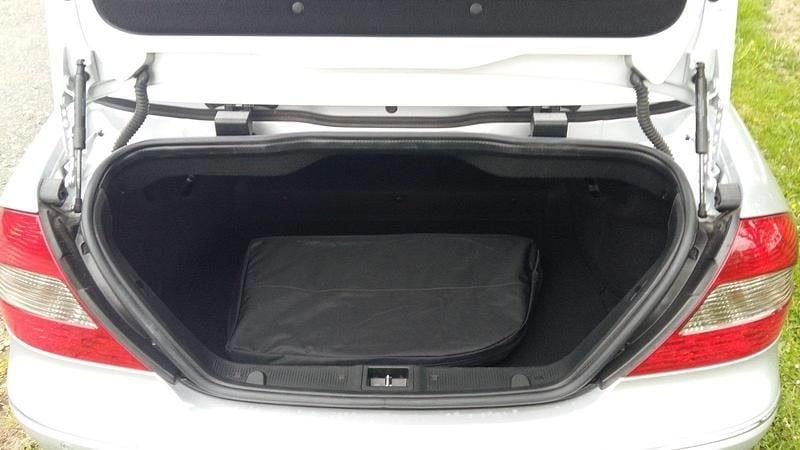 Gebraucht Mercedes CLK200 184 PS (135 kW) 2009 Silber Cabrio