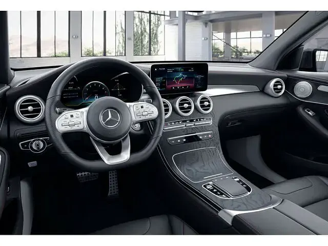 Gebraucht Mercedes GLC43 AMG AMG 390 PS (286 kW) 2019 Schwarz / obsidianschwarz (metallic) SUV