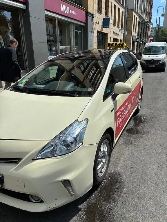 Gebraucht Toyota Prius+ 136 PS (100 kW) 2013 Grau Van / Kleinbus