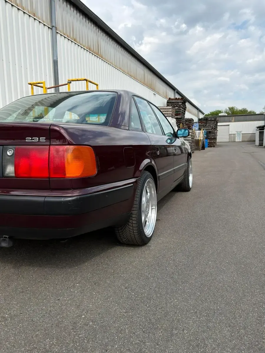 Gebraucht Audi 100 133 PS (97 kW) 1992 Rot Limousine