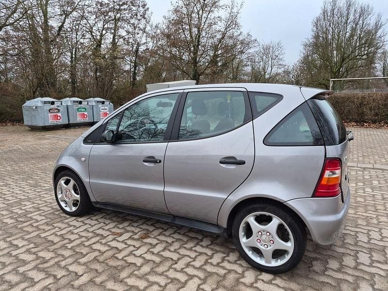 Gebraucht Mercedes A140 Classic 82 PS (60 kW) 2000 Grau Van / Kleinbus