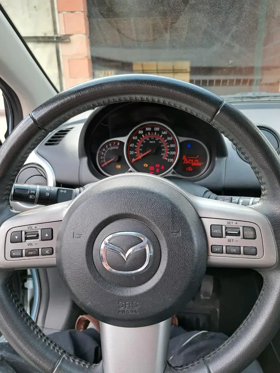 Occasion Mazda 2 103 ch (75 kW) 2010 Citadine