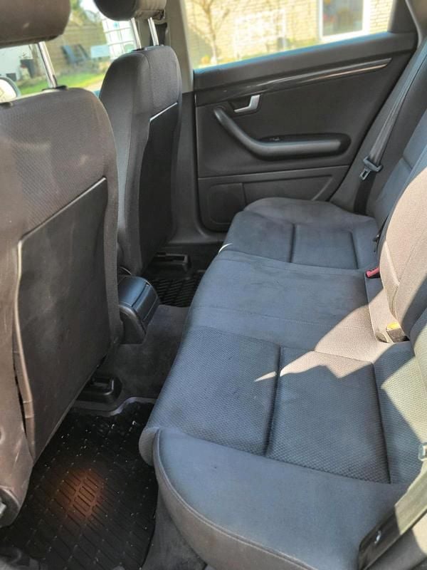 Gebraucht VW Touran 130 PS (95 kW) 2003 Gold Van / Kleinbus