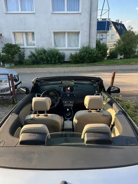 Gebraucht Renault Mégane Cabriolet Luxe 131 PS (96 kW) 2010 Schwarz Cabrio