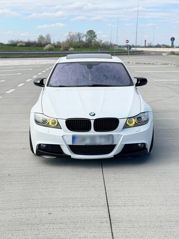 Gebraucht BMW 335 Performance 407 PS (299 kW) 2009 Weiß Limousine