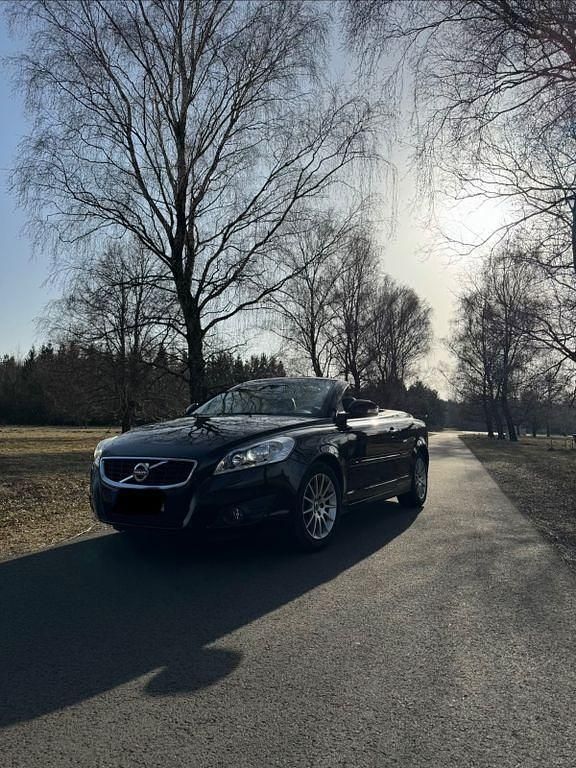 Gebraucht Volvo C70 Summum 177 PS (130 kW) 2010 Schwarz Cabrio