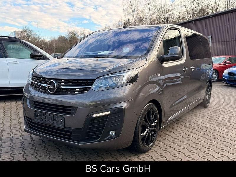 Grau Gebraucht 2021 Opel Zafira Life Elegance Van / Kleinbus | 33.900 € (Superpreis) - Bild 1/4