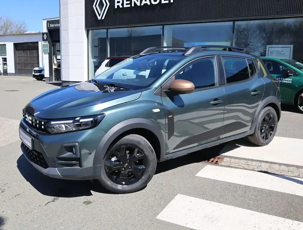 Neu Dacia Sandero Extreme 122 PS (89 kW) 2026 Grün Limousine