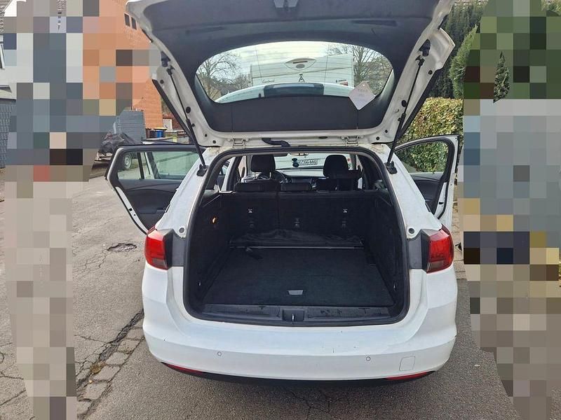 Gebraucht Opel Astra Edition 110 PS (80 kW) 2018 Weiß Limousine