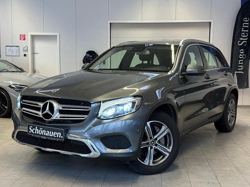 Grau Gebraucht 2019 Mercedes GLC250 Exclusive SUV | 26.750 € (Fairer Preis) - Bild 1/4