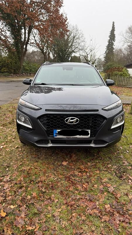 Silber Gebraucht 2019 Hyundai Kona YES! SUV | 11.500 € (Superpreis) - Bild 1/4
