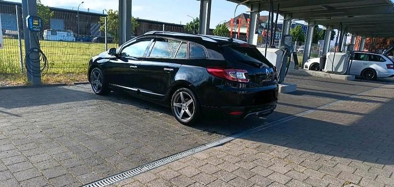Schwarz Gebraucht 2013 Renault Mégane GT Line GT-Line Kombi | 6.800 € (Fairer Preis) - Bild 1/4