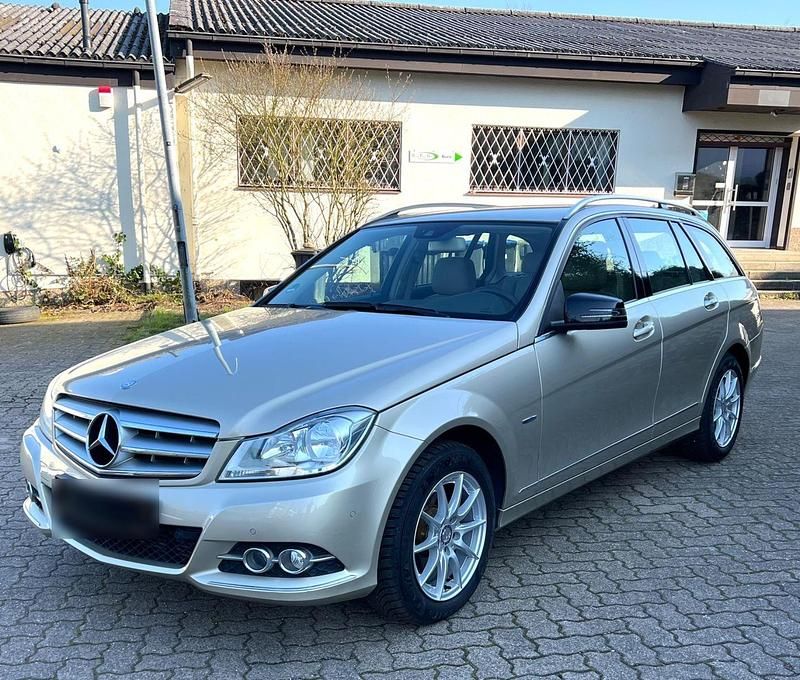 Gebraucht Mercedes C200 Elegance 184 PS (135 kW) 2012 Gelb Kombi