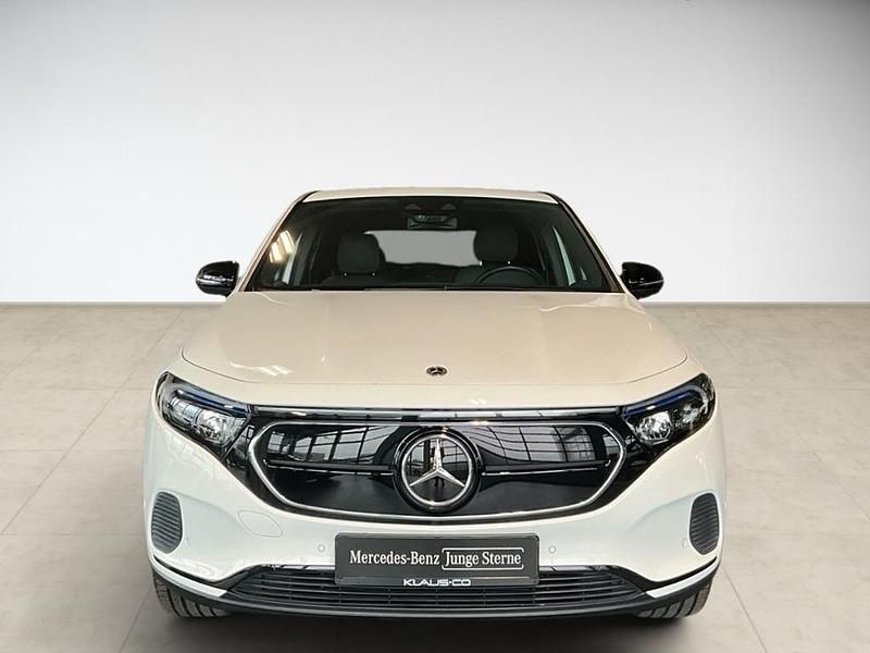 Gebraucht Mercedes EQA250 139 kW (190 PS) 2022 Unilack polarweiß SUV