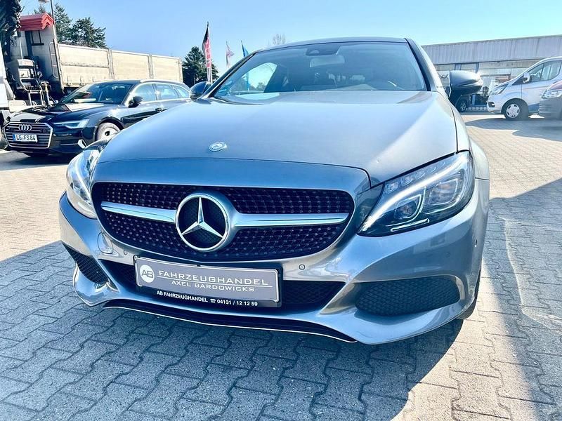Gebraucht Mercedes C250 211 PS (155 kW) 2016 Grau Coupé