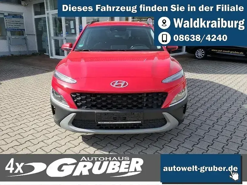 Gebraucht Hyundai Kona Edition 120 PS (88 kW) 2023 Pulse red SUV