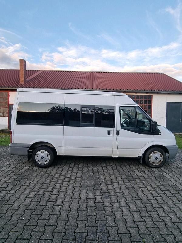 Weiß Gebraucht 2011 Ford Transit Van / Kleinbus | 3.800 € (Superpreis) - Bild 1/4