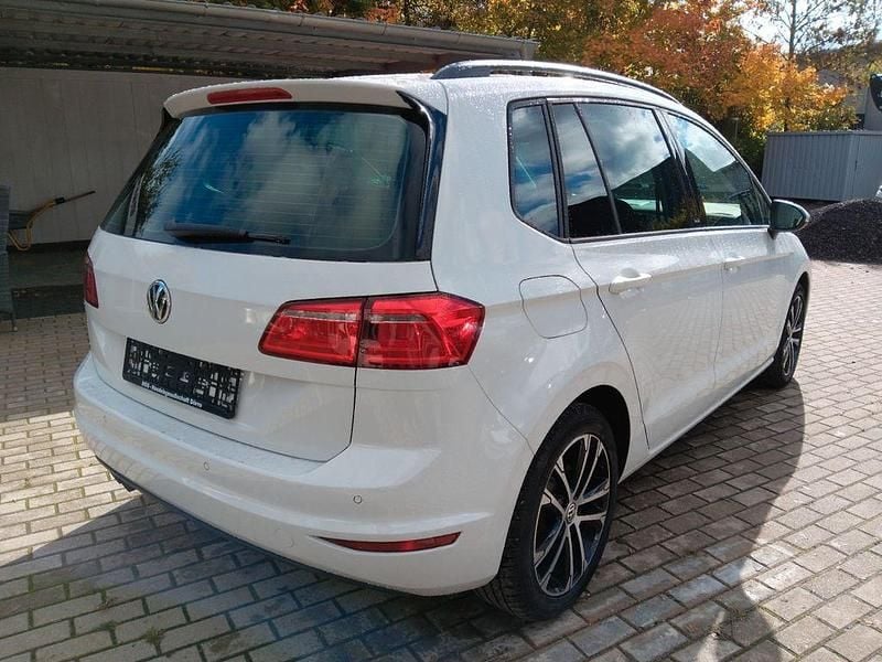Gebraucht VW Golf VII Allstar 150 PS (110 kW) 2016 Weiß Limousine