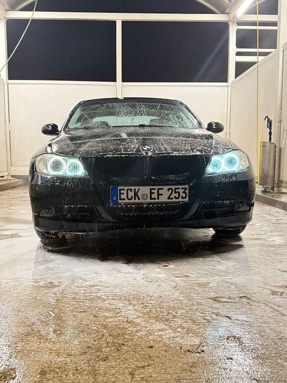 Gebraucht BMW 320 150 PS (110 kW) 2007 Schwarz Limousine