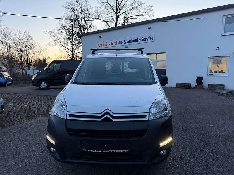 Gebraucht Citroën Berlingo Business Class 49 kW (67 PS) 2016 Lack weiss banquise Van / Kleinbus