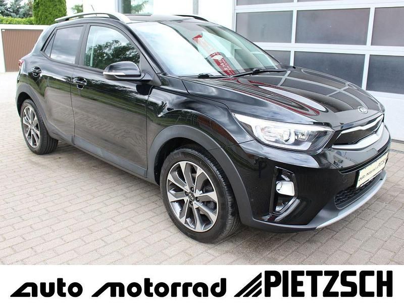 Schwarz Gebraucht 2021 Kia Stonic Vision SUV | 15.290 € (Guter Preis) - Bild 1/4